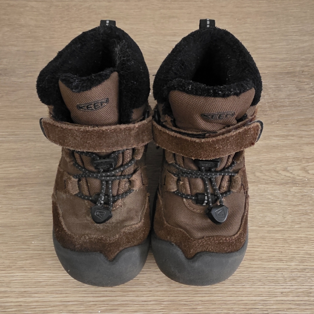 KEEN Kids Hiking Shoes Sz 11